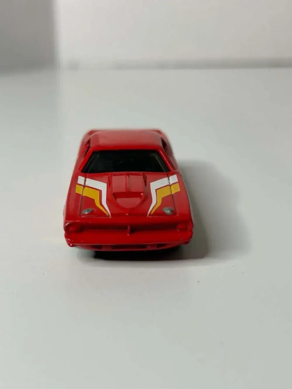 Hot Wheels 2016 Muscle Mania 5/10 '70 Plymouth AAR Cuda Red Diecast